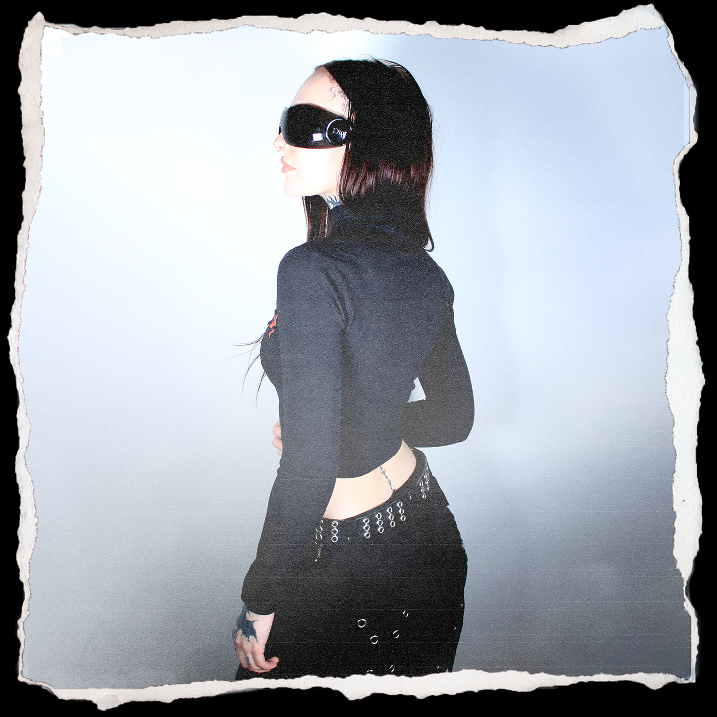 SACRUM LONGSLEEVE TOP