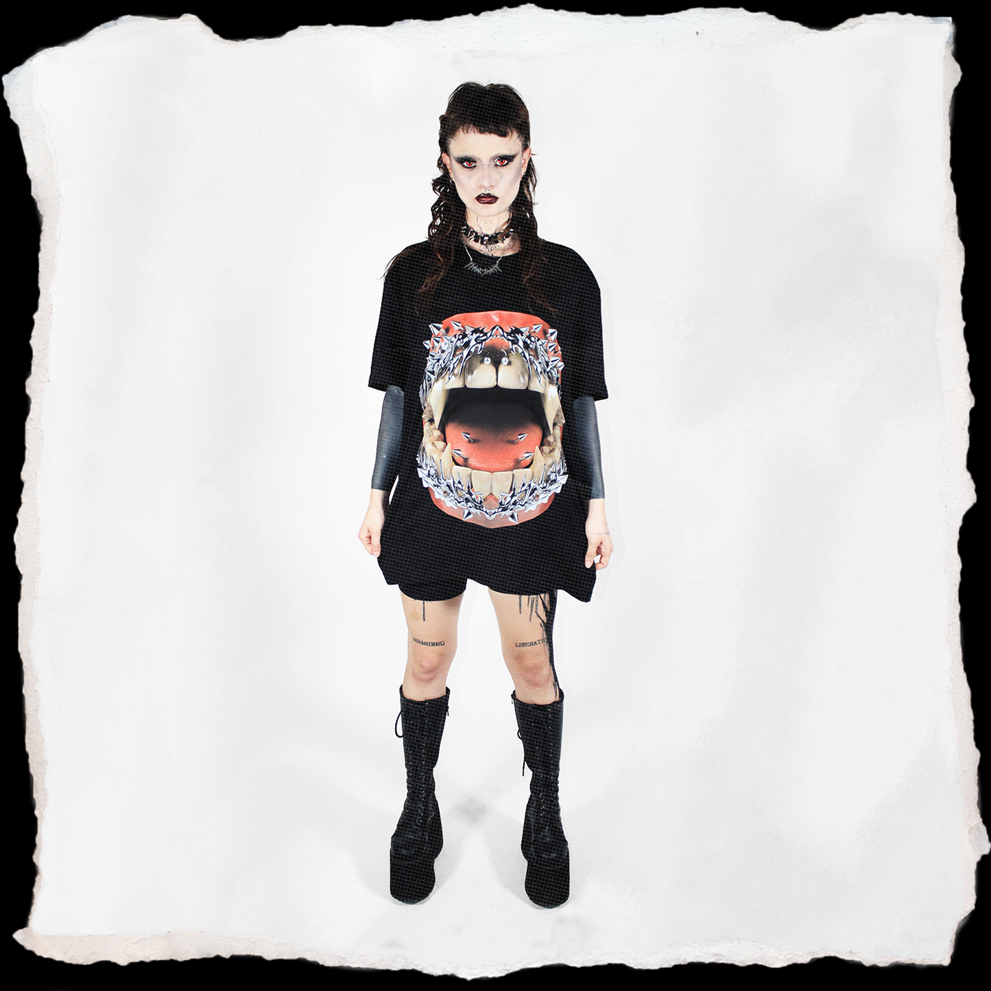 VAMP OVERSIZED TEE